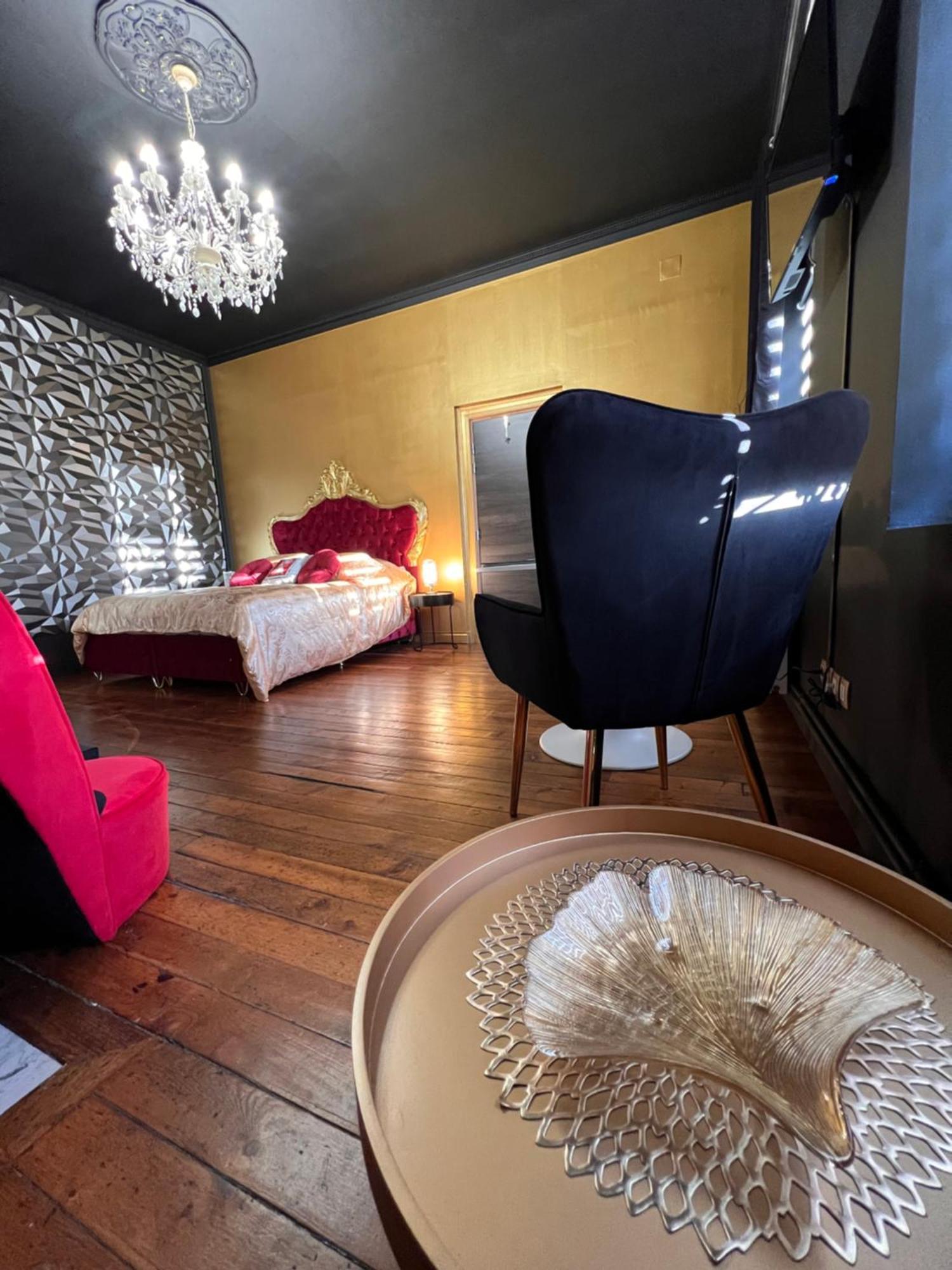 Bed and Breakfast Domaine Des Anges Avesnes-sur-Helpe Zewnętrze zdjęcie